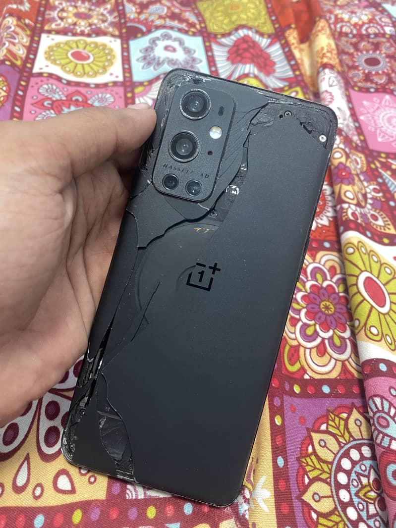 One plus 9 pro 5g 4