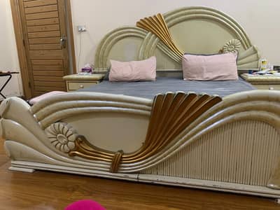 Deco Paint Bed  with side Table,dressing And Chairs