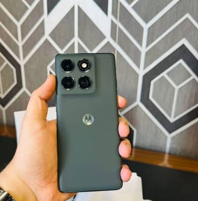 Moto Edge 2025