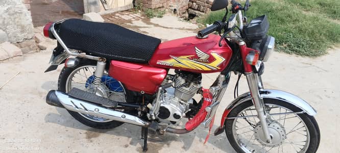 Moter Cycle ToYo CG 125 cc in 5 Speed.
