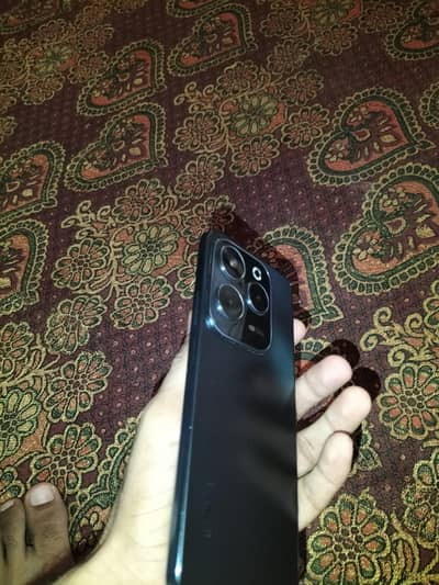Infinix Hot 40