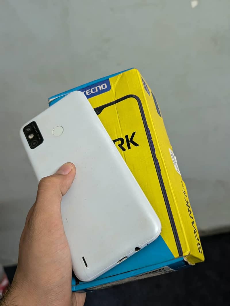Tecno Spark 6 1