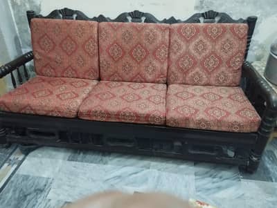 3 sitter and 2 single sitter sofas