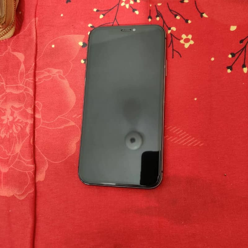 Apple iPhone 11 0