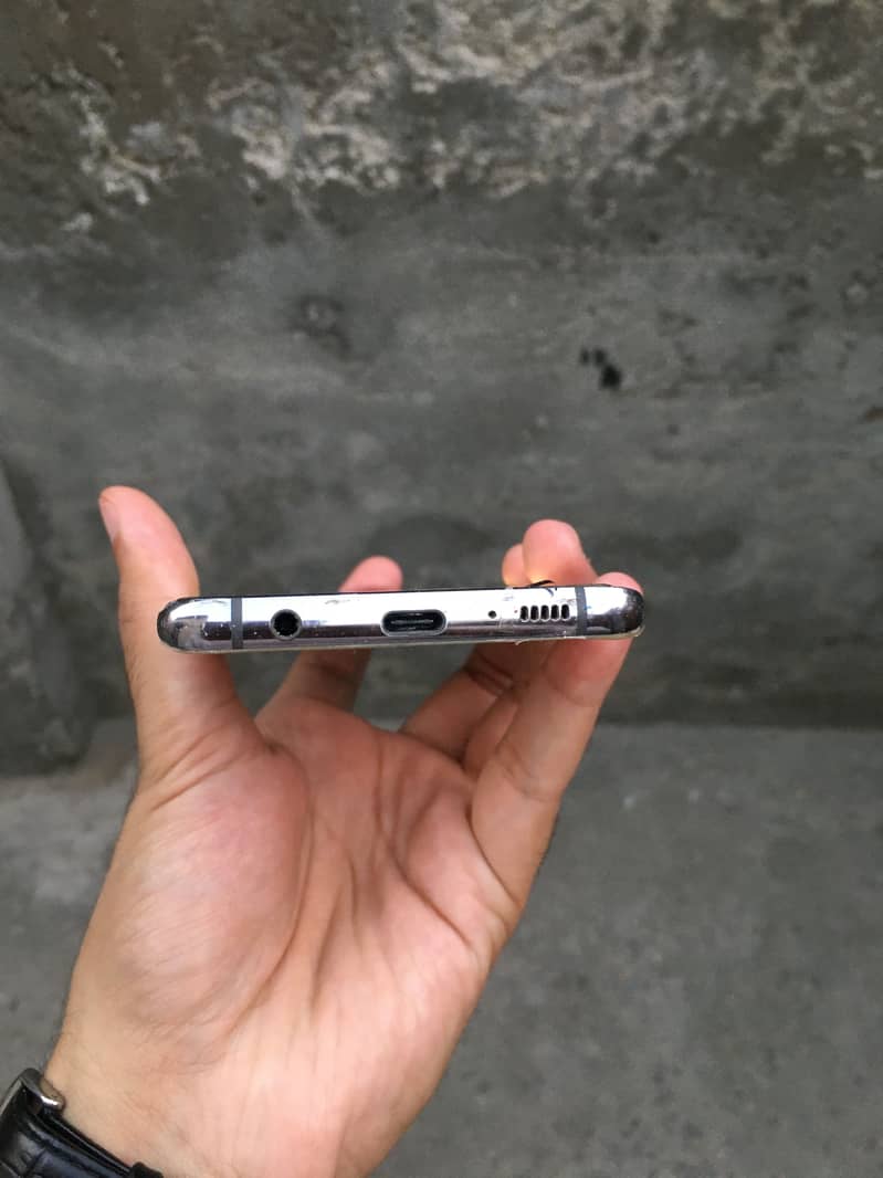 Samsung s10 plus (6/128) (patch) 3