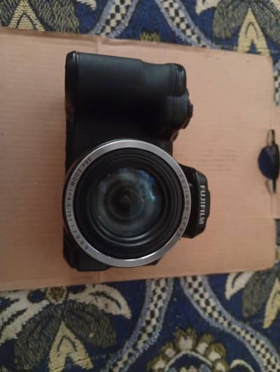 10/10 condition camera is working