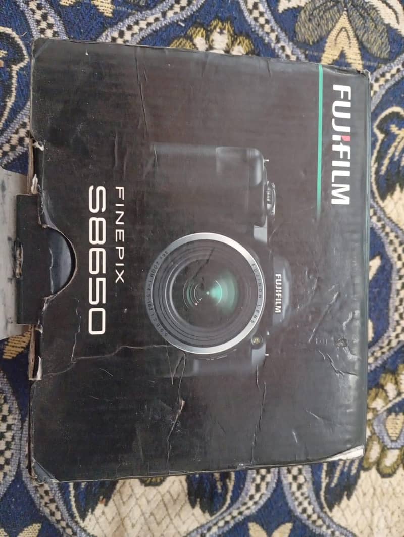 10/10 condition camera is working 5