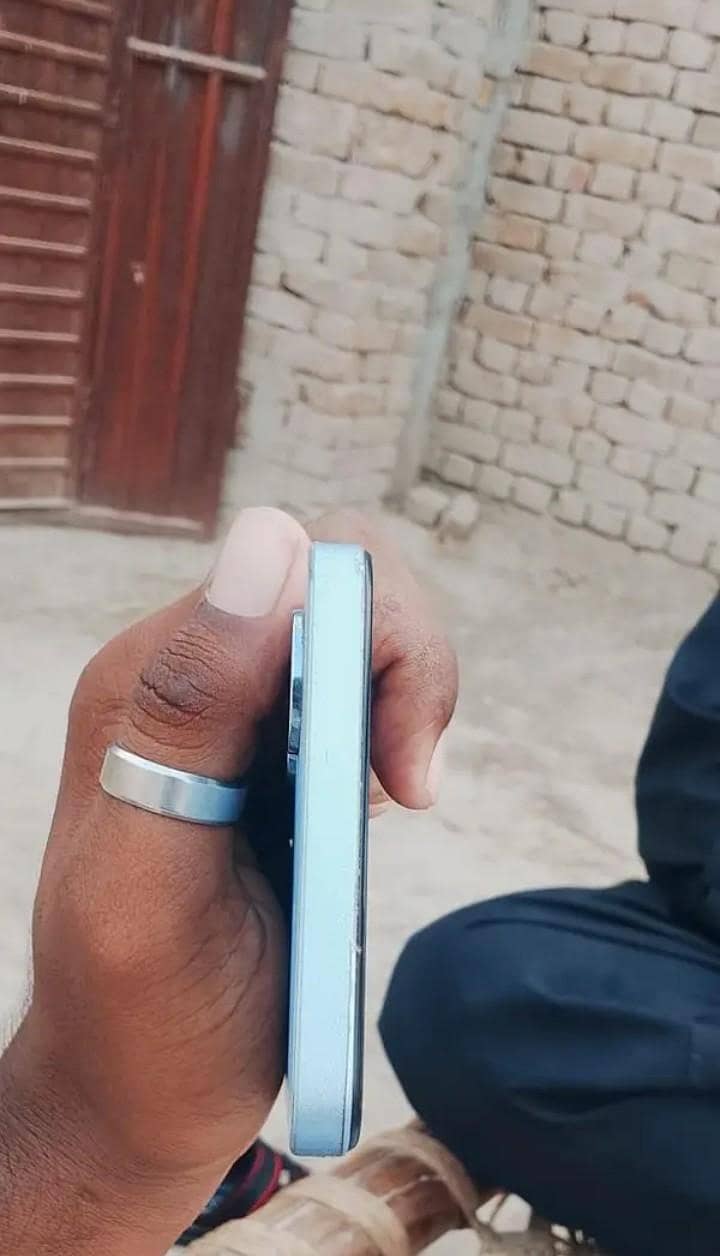 Realme Note 60 5