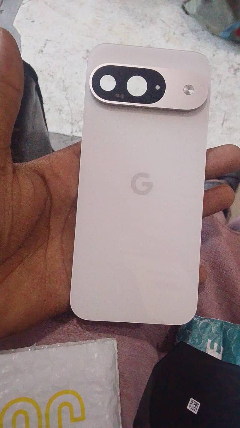 GOOGLE PIXEL 9 4