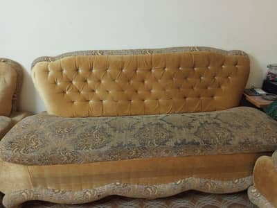 SOFA SET 7 SEATER