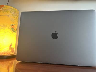 Macbook Pro 16 Inch 2019, Apple Laptop 15Gb RAM/512GB SSD