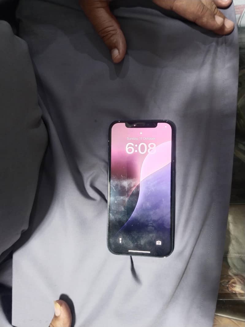 Apple iPhone 12 7