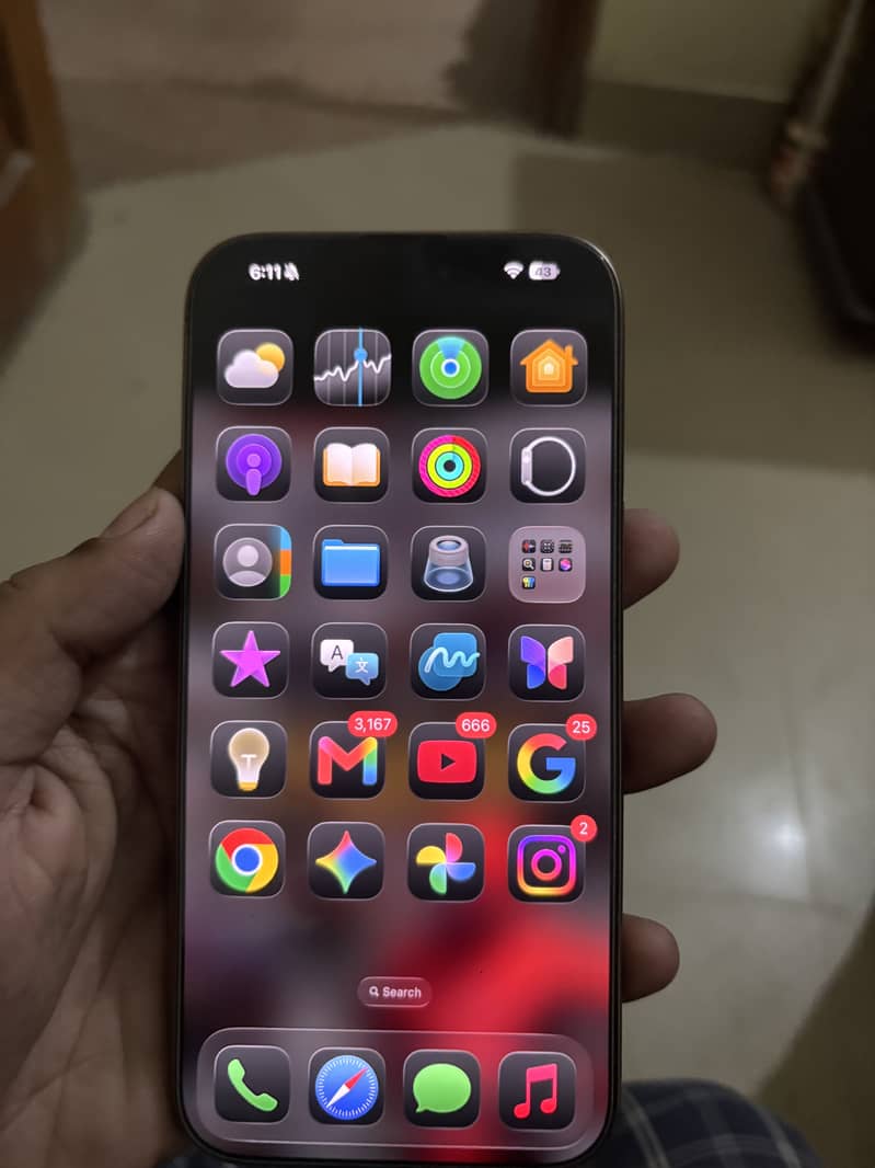 Apple iPhone 16 Pro Max 1