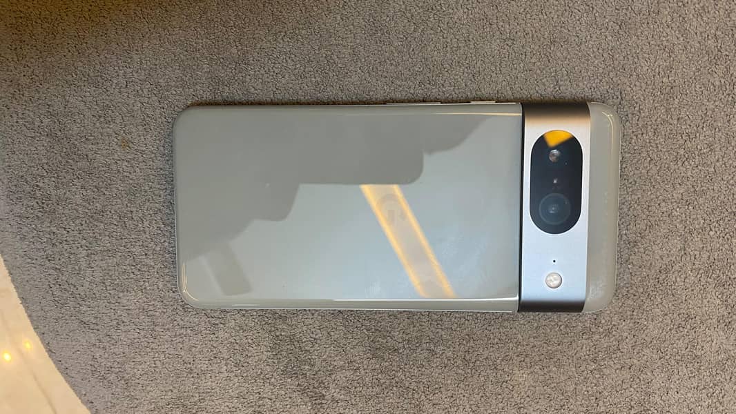 Google Pixel 8 1