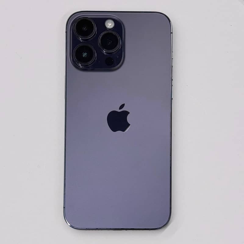 Apple iPhone 14 Pro Max 1