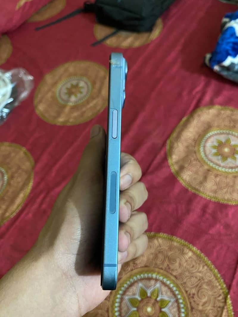 Apple iPhone 14 2