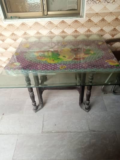 Just Dining Table saaf suthra he