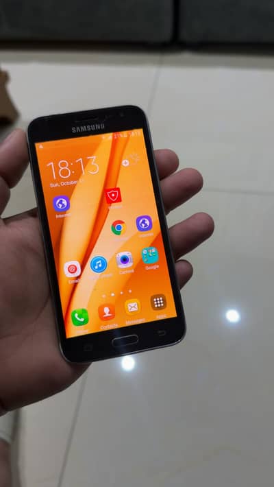 Samsung Mobile J3