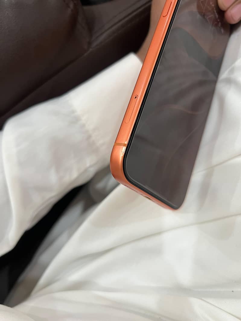Apple iPhone 17 Pro Max 5
