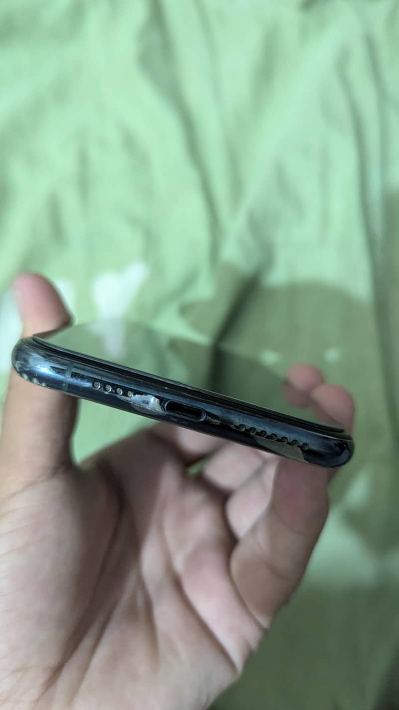 Apple iPhone 11 Pro Max 5