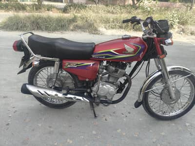 Honda CG 125 2017 – Lush Condition, Buy & Drive