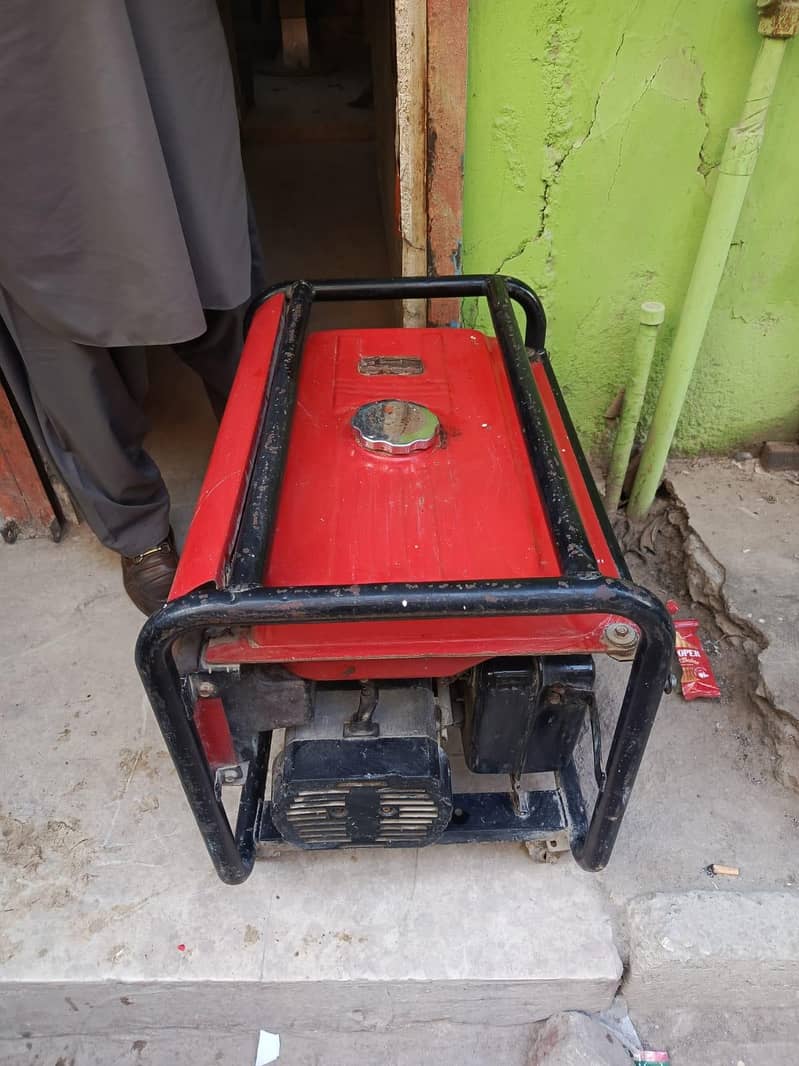 ELEMAX GENERATOR 2