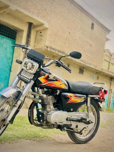 Honda CG 125 (2021 Model) – Lush Condition, Totally Genuine