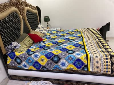 Bed with side tables and dressing