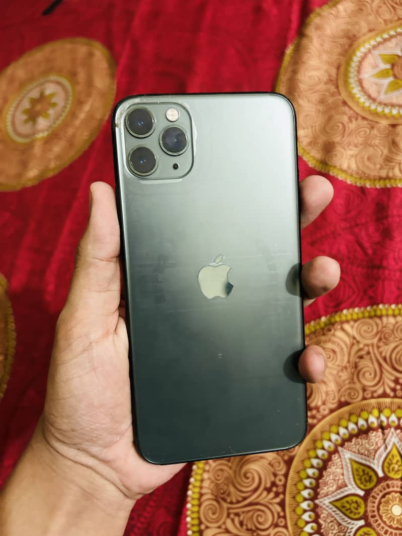 Apple iPhone 11 Pro Max 1