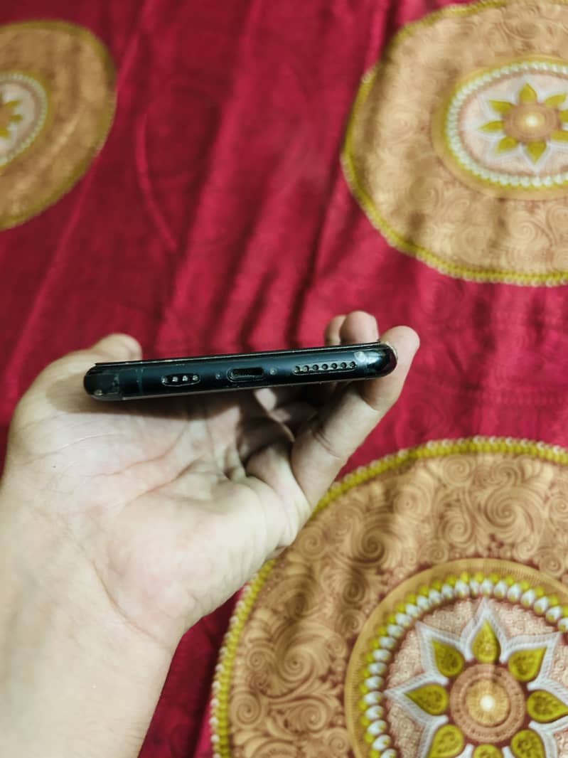 Apple iPhone 11 Pro Max 3