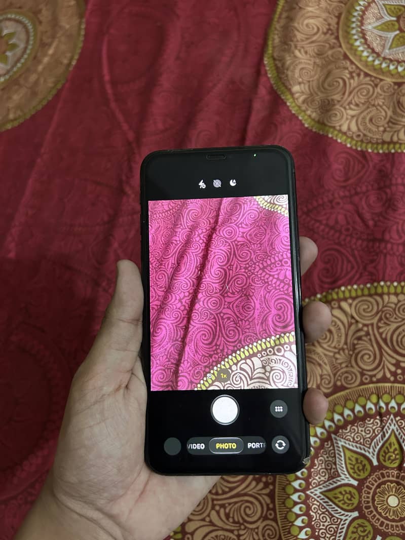 Apple iPhone 11 Pro Max 5