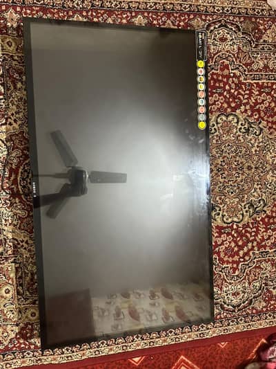 SMART LCD TV