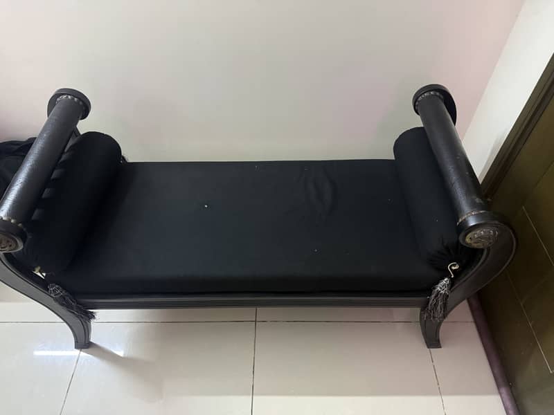 Softa Bench 1