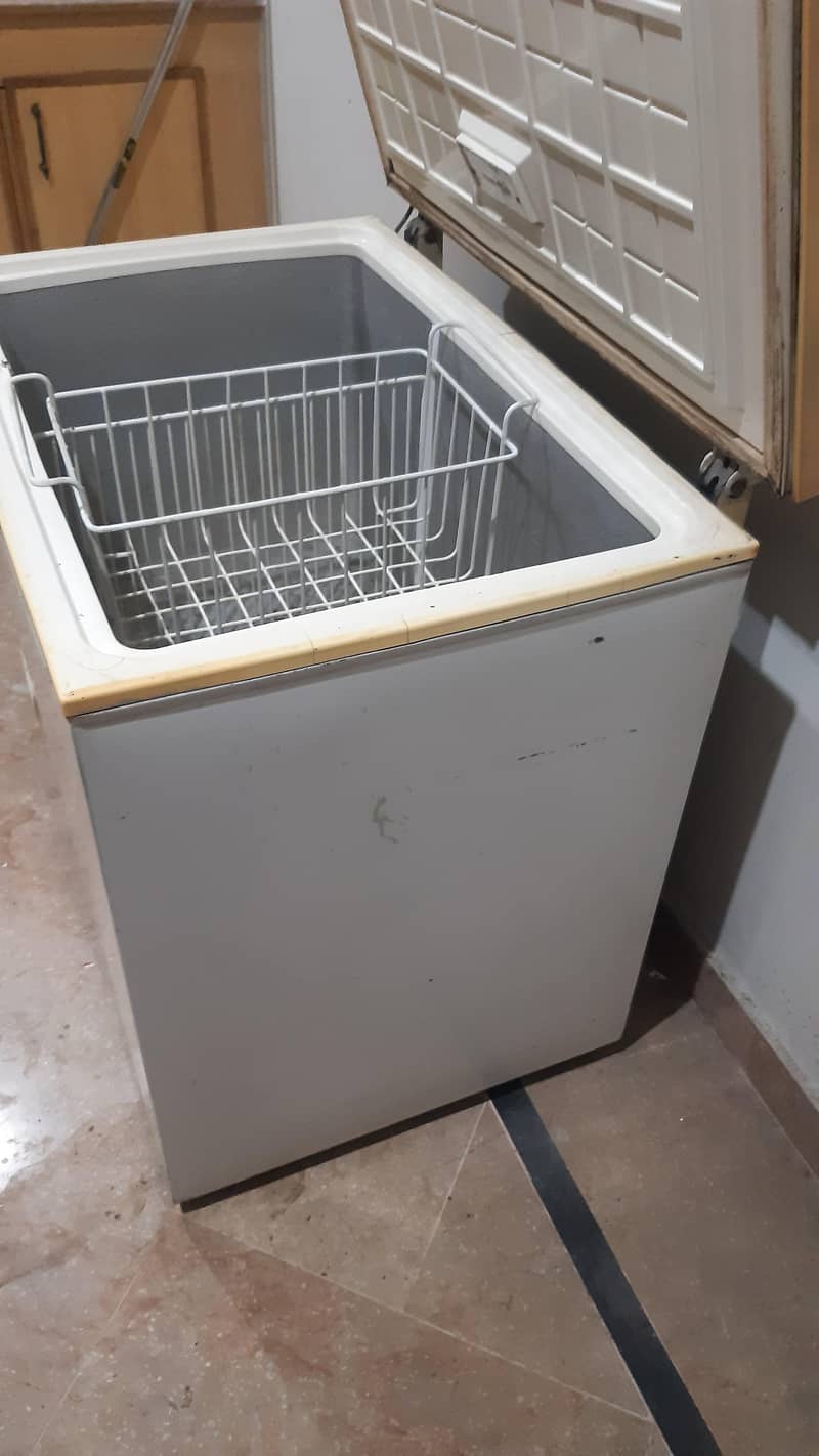 Waves deep freezer 2
