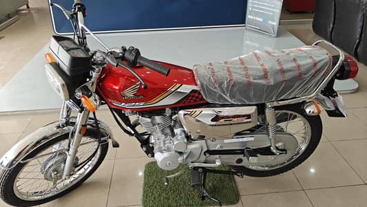 Honda CG 125s silver