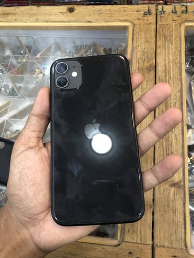 iphone 11 64GB black-jv Sim time 2 month BH-81 All okay
