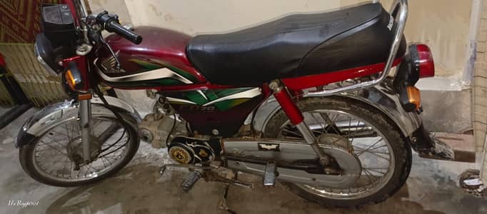 honda cd 70 red