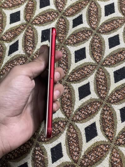 Apple iPhone 7