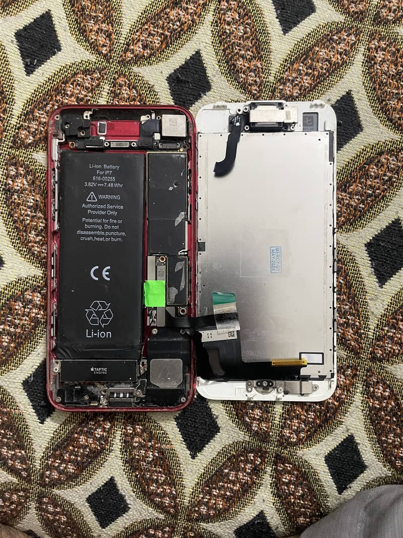 Apple iPhone 7 3
