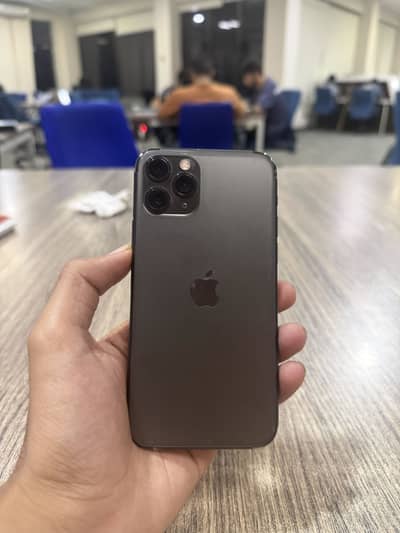 Apple iPhone 11 Pro Official pTA