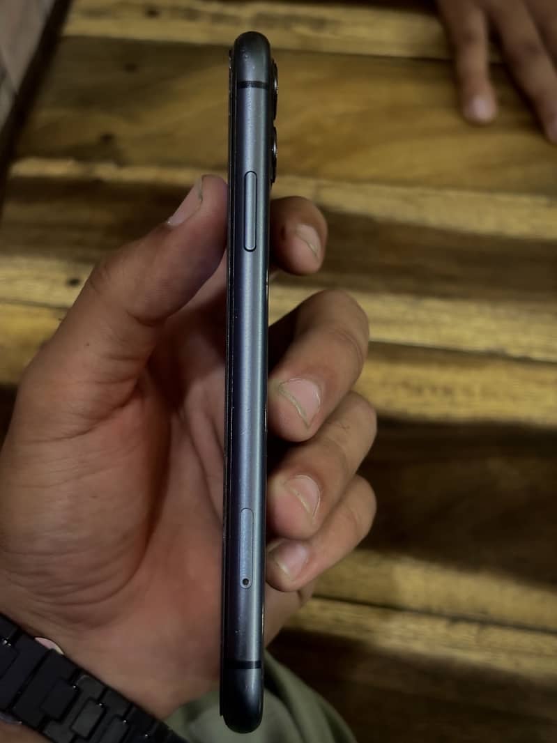 Apple iPhone 11 1