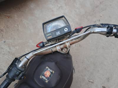 Honda CD 70 for sale 2011 model
