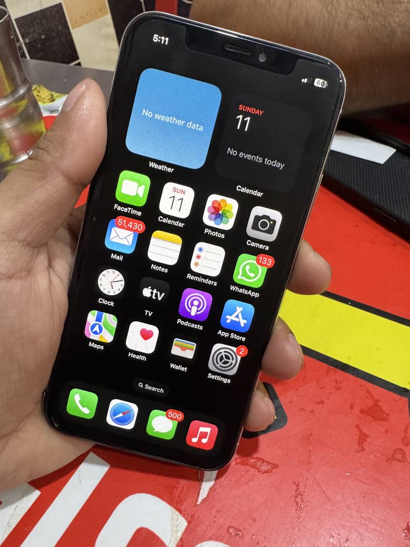 Apple iPhone X 0