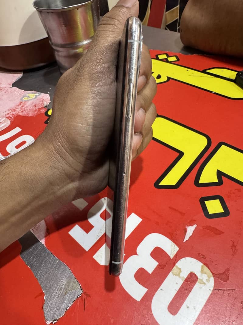 Apple iPhone X 7
