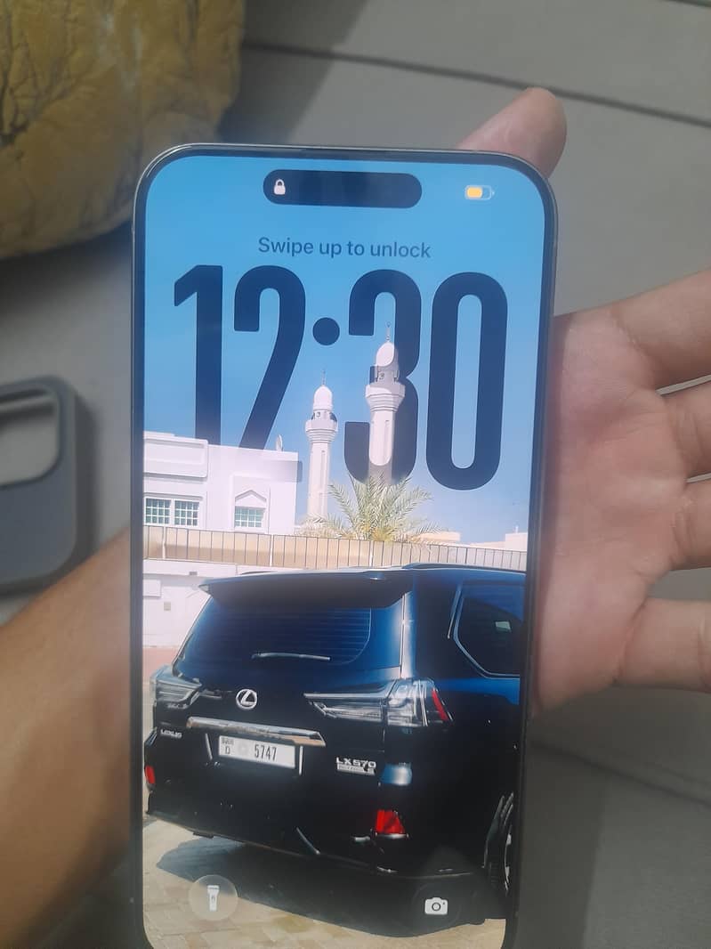 Apple iPhone 15 Pro Max 3