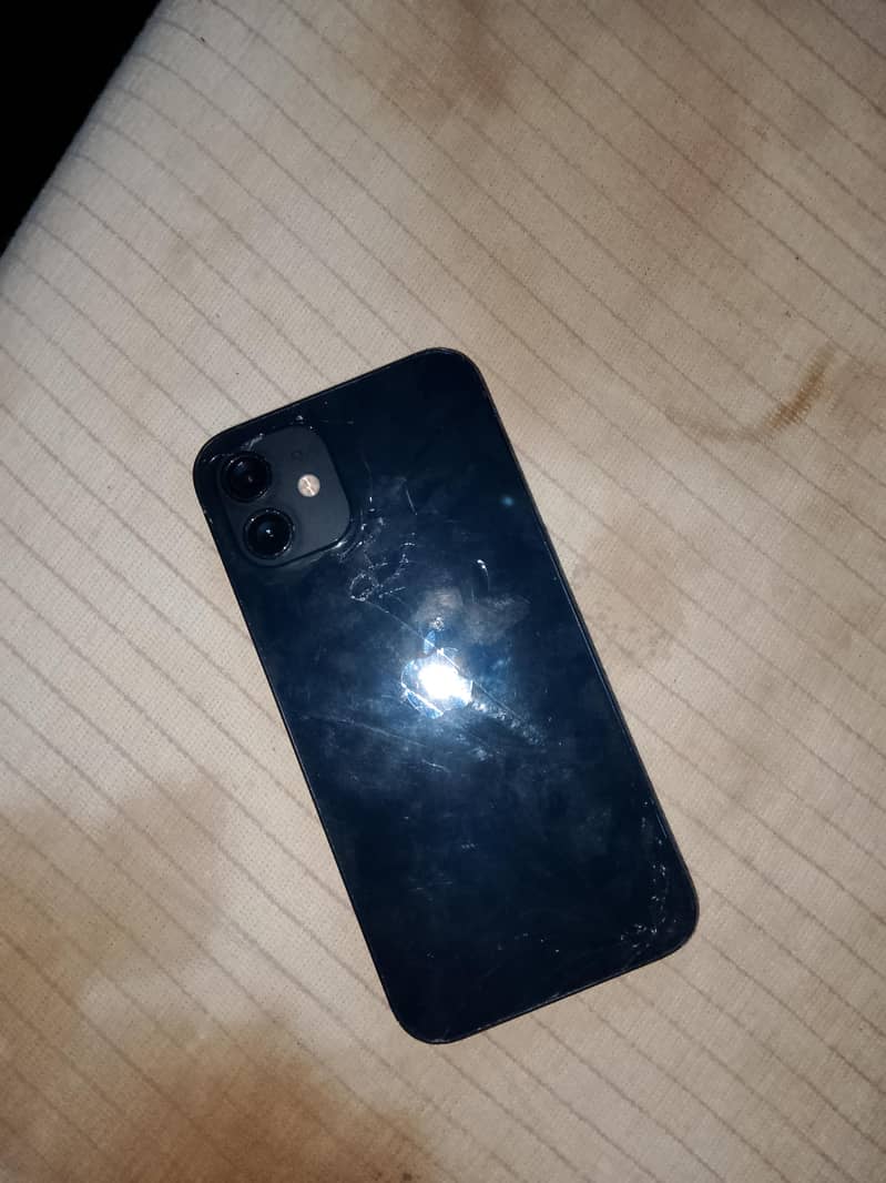 Apple iPhone 12 3