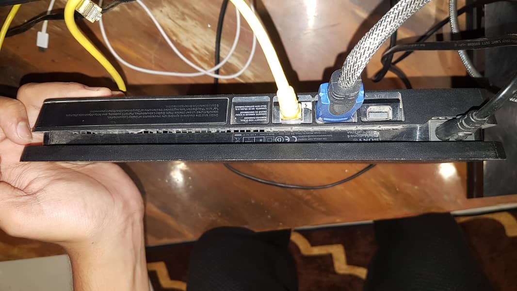 ps4 slim 3