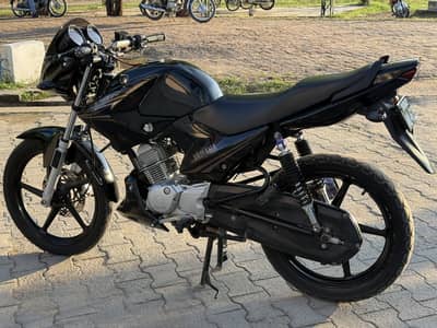 Yamaha YBR 125
