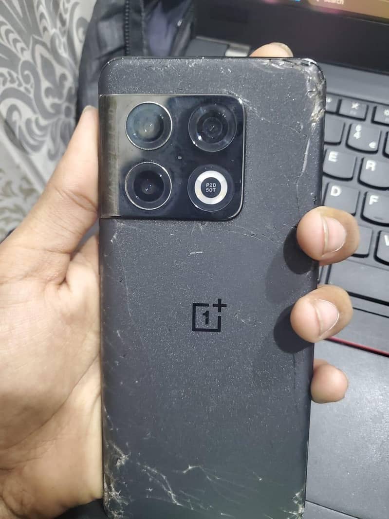 One Plus 10 Pro 1