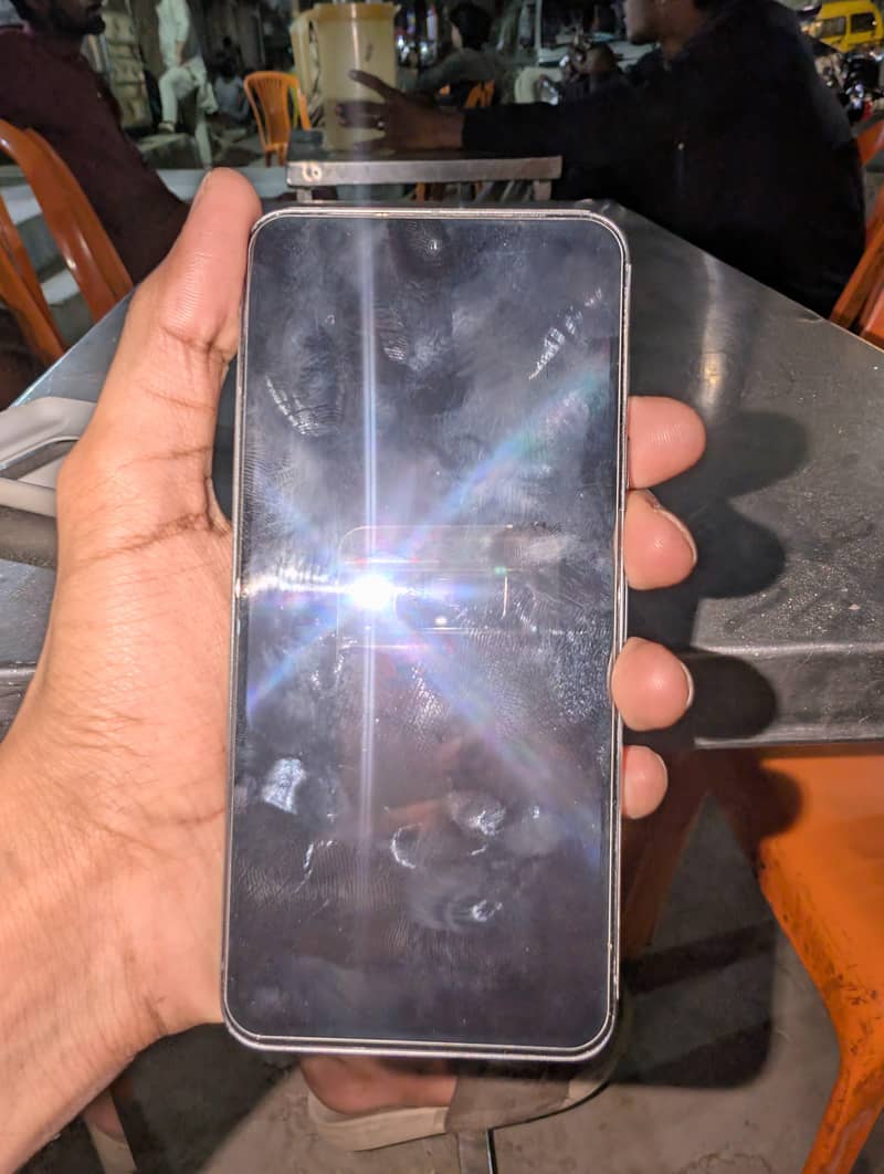 Google Pixel 8 5